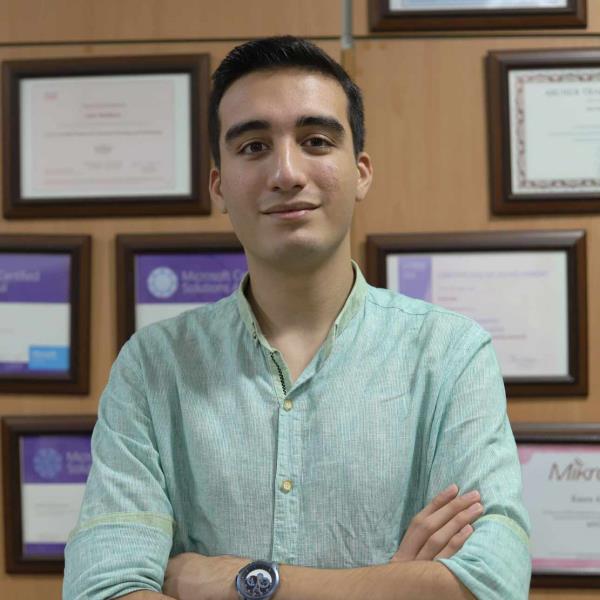 مهندس امیر شاکری